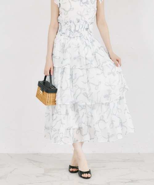 tocco closet(トッコ クローゼット)の「ウエストシャーリングリボンプリントシフォンティアードスカート(スカート・レディース・ピンク/ブラック・M)」の1枚目の写真