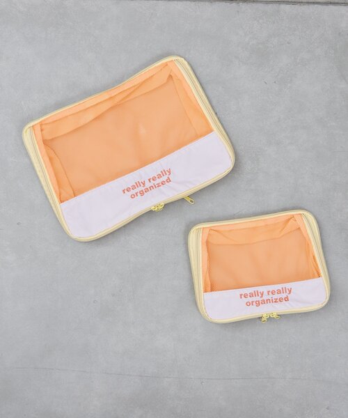 BIRTHDAY BAR(バースデイバー)の「トラベルロゴ刺繍 圧縮ケース Mサイズ(ポーチ・レディース・イエロー/ブルー・0)」の14枚目の写真