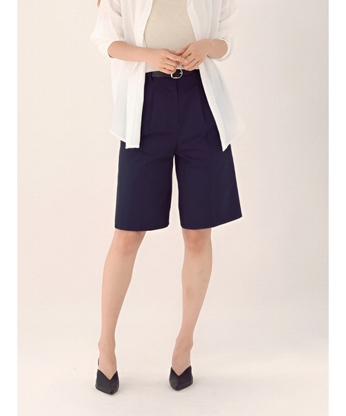 ACUD(アクド)の「Contour Bermuda Pants _Navy(その他パンツ・レディース・ネイビー・SMALL/MEDIUM)」の4枚目の写真