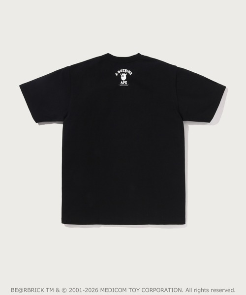 A BATHING APE(アベイシングエイプ)の「BAPE X MEDICOM TOY 30TH ANNIV. COLLEGE MILO TEE(Tシャツ/カットソー・メンズ・ホワイト/ブラック・MEDIUM/SMALL/X-LARGE/XX-LARGE/LARGE)」の4枚目の写真