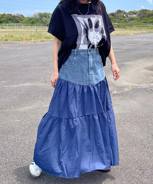 CRB（シーアールビー）の「デニム切替ティアードロングスカート（スカート・レディース・カーキ/ブラック/ブルー・F）」の11枚目の写真