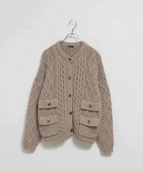 LENO（リノ）の「「LENO / リノ」ARAN KNIT CREW NECK CARDIGAN（ニット/セーター・レディース・ベージュ/オフホワイト/レッド/ブルー系その他・1）」の8枚目の写真