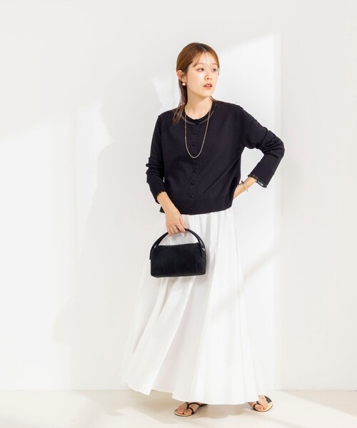NOLLEY’S(ノーリーズ)の「《手洗い可能》シアーフリルくるみ釦クルーネックカーディガン(カーディガン/ボレロ・レディース・レッド/サックスブルー/チャコールグレー/ブラック・38)」の18枚目の写真