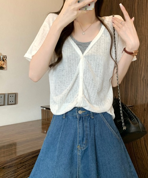 AMAJI(アマジ)の「フェイクレイヤード バイカラー ホルターネック 半袖Tシャツ(Tシャツ/カットソー・レディース・ホワイト/ベージュ・FREE)」の2枚目の写真