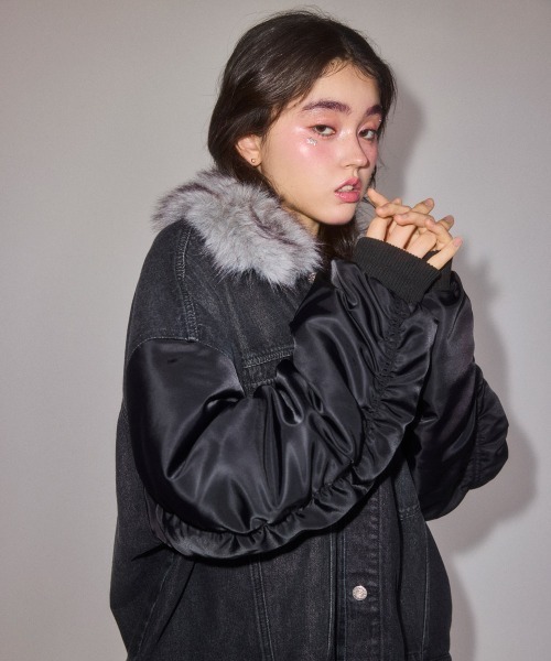 Candy Stripper(キャンディストリッパー)の「FUR COLLAR DENIM ジャケット(ブルゾン・レディース・ブラック/ブルー系その他・FREE)」の14枚目の写真