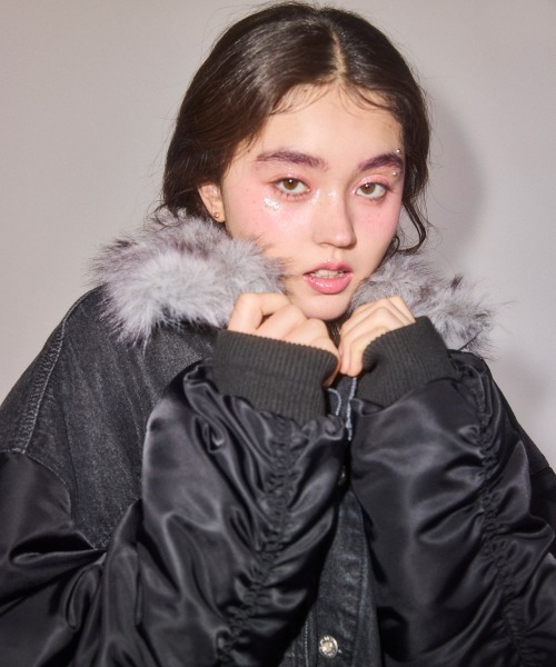 Candy Stripper(キャンディストリッパー)の「FUR COLLAR DENIM ジャケット(ブルゾン・レディース・ブラック/ブルー系その他・FREE)」の15枚目の写真