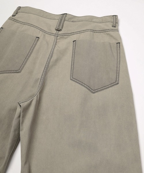 CULLNI(クルニ)の「Frosted Wash Chino Wide Curve Pants(デニムパンツ・メンズ・ベージュ系/カーキ系・1/2)」の11枚目の写真