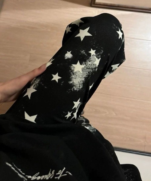 AVYL（アヴィル）の「タイダイスター総柄スウェットイージーパンツ（その他パンツ・レディース・ブラウン/ホワイト/ブラック/ホワイト×ブラック・M）」の3枚目の写真