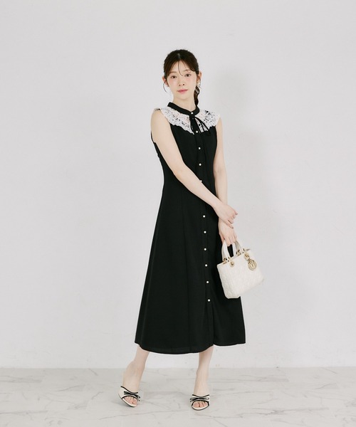 tocco closet(トッコ クローゼット)の「リボン付きフラワーレース装飾パール釦バックレースアップワンピース(ワンピース・レディース・ネイビー/ブラック・M)」の4枚目の写真