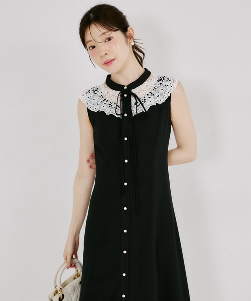 tocco closet(トッコ クローゼット)の「リボン付きフラワーレース装飾パール釦バックレースアップワンピース(ワンピース・レディース・ネイビー/ブラック・M)」の8枚目の写真