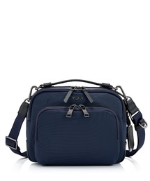TUMI（トゥミ）の「Tumi Capri Crossbody（ショルダーバッグ）」 - WEAR