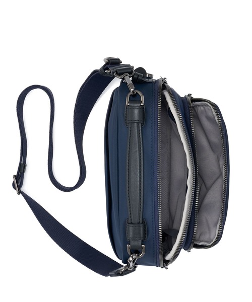 TUMI(トゥミ)の「【オンライン限定】VOYAGEUR 「テガン」クロスボディ(ショルダーバッグ・レディース・ダークネイビー・FREE)」の5枚目の写真