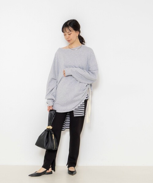 NOLLEY’S(ノーリーズ)の「ウォッシャブルインレーアレンジルーズプルオーバー(Tシャツ/カットソー・レディース・ブラック/ライトグレー・FREE)」の4枚目の写真