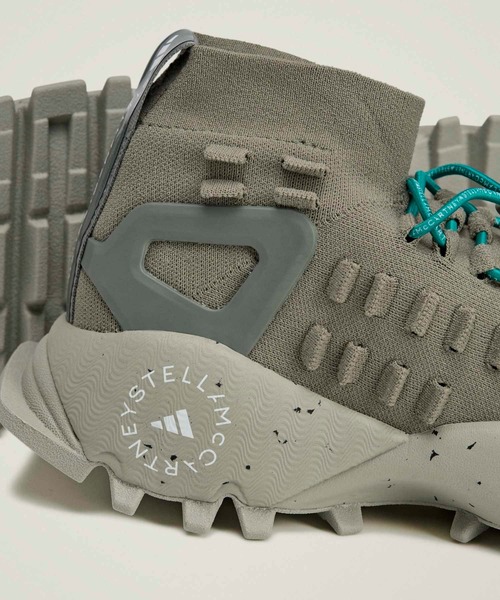 adidas by Stella McCartney（アディダスバイステラマッカートニー）の「adidas by Stella McCartney シーユーレイター 2 / adidas by Stella McCartney Seeulater 2 / アディダス adidas（スニーカー・メンズ・カーキ・22.5cm/23.5cm/24.5cm/25.5cm/26.5cm/27.5cm/23.0cm/24.0cm/25.0cm/26.0cm/27.0cm/22.0cm）」の7枚目の写真