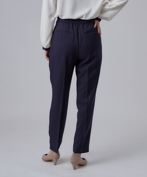 SHOO・LA・RUE(シューラルー)の「【セットアップ可/通勤/洗濯機可/SS-LL】タックテーパードパンツ(その他パンツ・レディース・ネイビー/ブラウン系その他・04/10/01/02/03)」の12枚目の写真