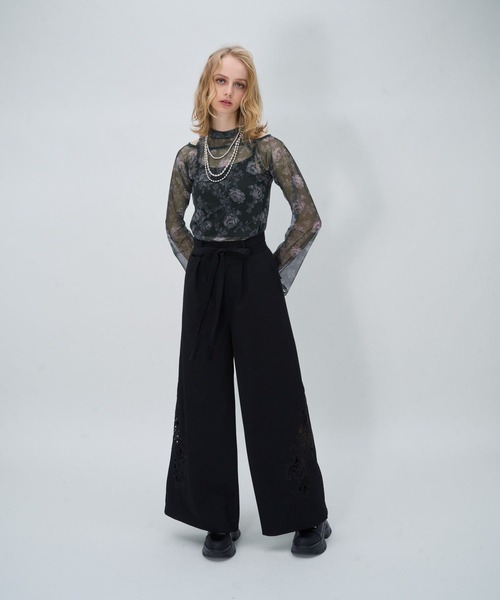 HARE(ハレ)の「ガラカットアウトシアートップス(HARE)(Tシャツ/カットソー・レディース・カーキ/ブラック系その他・FREE)」の6枚目の写真