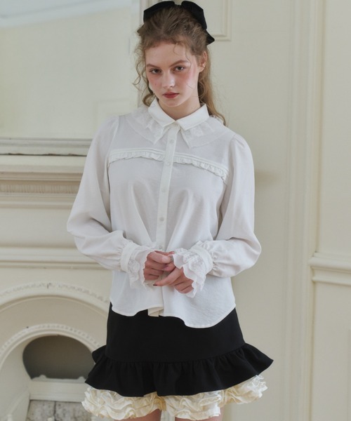 idem(イデム)の「pleats frill classical blouse / プリーツフリルブラウス(シャツ/ブラウス・レディース・ブラック/ホワイト・FREE)」の6枚目の写真
