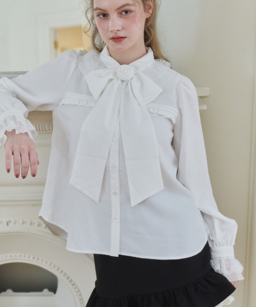 idem(イデム)の「pleats frill classical blouse / プリーツフリルブラウス(シャツ/ブラウス・レディース・ブラック/ホワイト・FREE)」の13枚目の写真