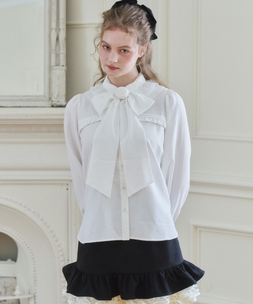 idem(イデム)の「pleats frill classical blouse / プリーツフリルブラウス(シャツ/ブラウス・レディース・ブラック/ホワイト・FREE)」の14枚目の写真