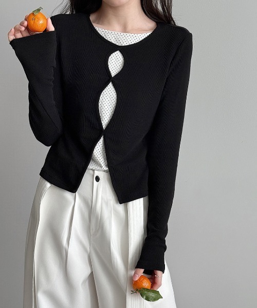CHUN CHUN NOTES(チュンチュンノーツ)の「26AW/フェイクレイヤード カットアウトデザイン長袖トップス(Tシャツ/カットソー・レディース・パープル/ブラック・M)」の10枚目の写真