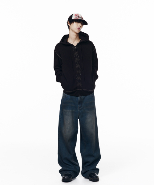 AAKAM（アーカム）の「Starburst Zip-Up Hoodie (Black)（パーカー・レディース・その他・1/2）」の7枚目の写真