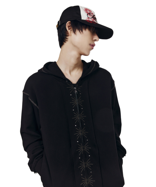 AAKAM（アーカム）の「Starburst Zip-Up Hoodie (Black)（パーカー・レディース・その他・1/2）」の8枚目の写真