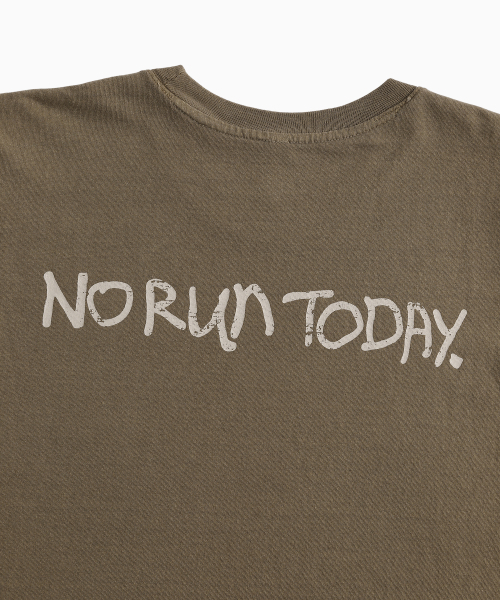 MENASOO(ミナス)の「MNS x American apparel Today Sleeveless (over-fit)_Brown(Tシャツ/カットソー・レディース・ブラウン・MEDIUM/SMALL)」の18枚目の写真