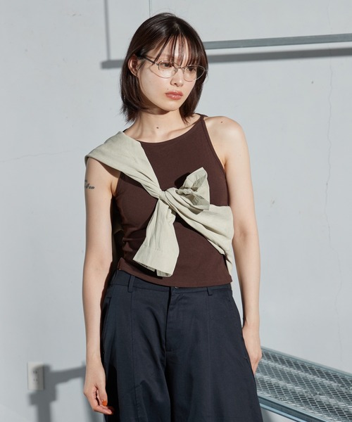 OFROOM(オフルーム)の「Cup-in Rib Cami|カップインリブキャミ(キャミソール・レディース・グレー/ブラック/ブラウン/ホワイト/オレンジ・FREE)」の17枚目の写真