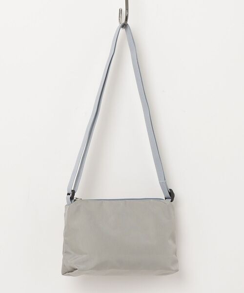 GREGORY（グレゴリー）の「エンベロップショルダー ENVELOPE SHOULDER ライトグレーXブルーグレー（ショルダーバッグ・メンズ・グレー系・-）」の10枚目の写真