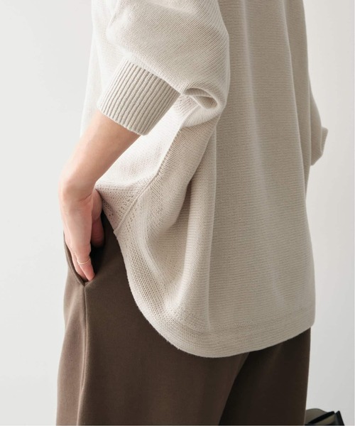 Spick & Span(スピックアンドスパン)の「《WEB限定 / 追加》バルキーヤーンドルマンロングリブニット(ニット/セーター・レディース・ホワイト×ホワイト/ブラック/レッド/ブラウン系その他・FREE)」の16枚目の写真