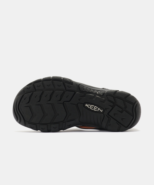 KEEN(キーン)の「KEEN NEWPORT OXFORD 1032751(スニーカー・レディース・ブラック・24.5cm/24cm/23.5cm/23cm/25cm)」の5枚目の写真