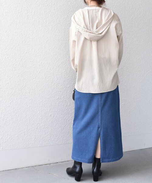 SHIPS Colors(シップス カラーズ)の「〈洗濯機可能〉裏起毛 カットデニム タイトスカート◆(スカート・レディース・ネイビー/ブルー・SMALL/MEDIUM)」の20枚目の写真