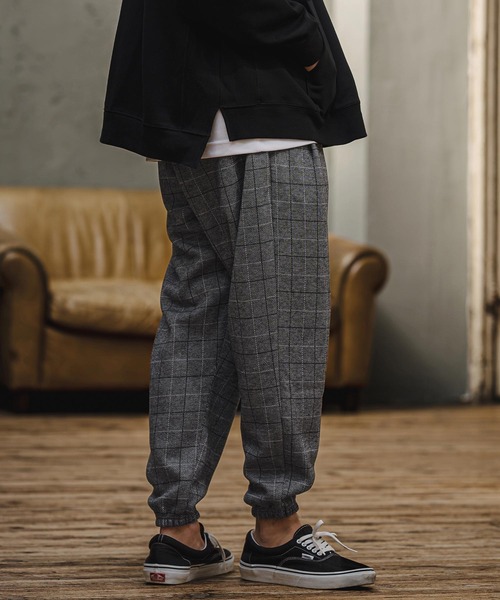 CAMBIO(カンビオ)の「mp15405- Wool Blend Bonded Check Jogger Pants チェックジョガーパンツ(A76226cmb)(その他パンツ・メンズ・グレー/チャコール/ブラウン/ダークネイビー・L/M/S)」の2枚目の写真