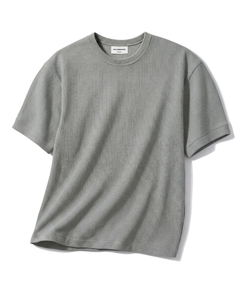 F.ILLUMINATE（フィルミネイト）の「デイリーゴルジクロップマッスルフィットTシャツ-5カラー（Tシャツ/カットソー・レディース・ホワイト/ブラック/ブラウン/グレー/ダークグレー・SMALL/X-LARGE/MEDIUM/LARGE）」の3枚目の写真