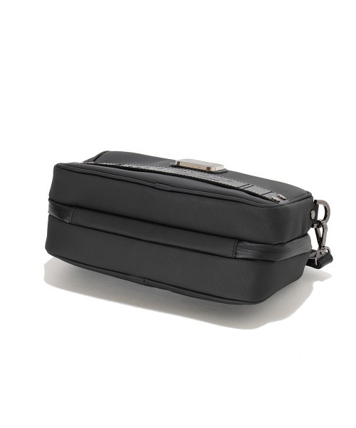MARK & LONA(マークアンドロナ)の「DST Continental Trio 2Way Bag(クラッチバッグ・メンズ・ブラック・ONE)」の8枚目の写真