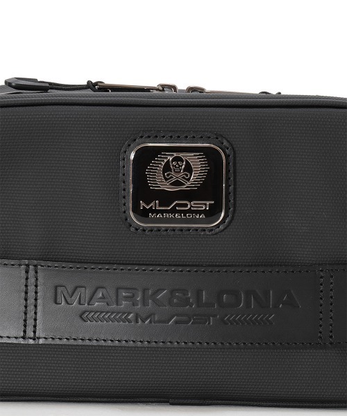 MARK & LONA(マークアンドロナ)の「DST Continental Trio 2Way Bag(クラッチバッグ・メンズ・ブラック・ONE)」の6枚目の写真