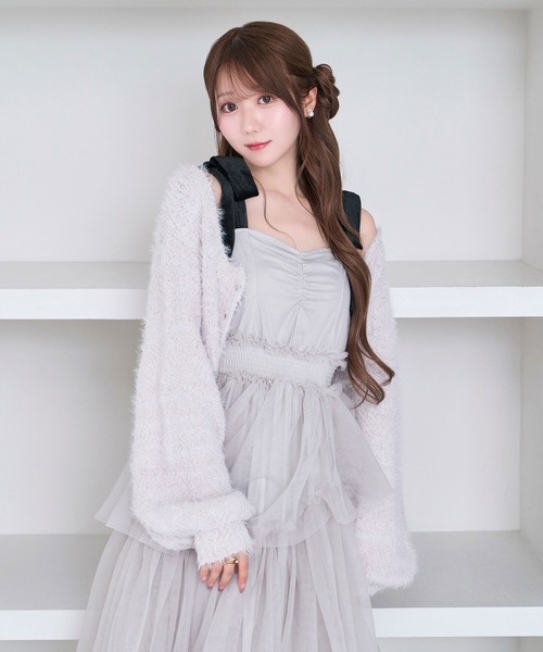 Rose Muse（ロゼミューズ）の「Fluffy short cardigan（カーディガン/ボレロ・レディース・グレー/アイボリー/ピンク・FREE）」の2枚目の写真