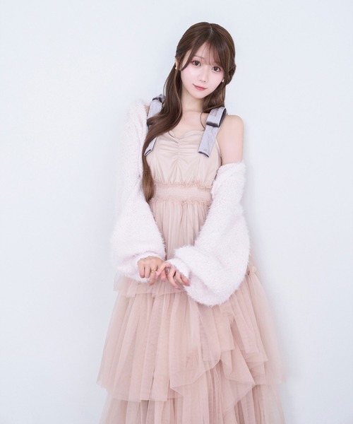 Rose Muse（ロゼミューズ）の「Fluffy short cardigan（カーディガン/ボレロ・レディース・グレー/アイボリー/ピンク・FREE）」の4枚目の写真