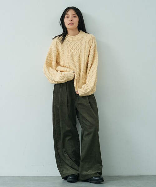 abahouse mavie(アバハウスマヴィ)の「【ベッキーコラボ】コールカーブパンツ(その他パンツ・レディース・ダークネイビー/ダークグリーン/ブラウン・38/36)」の4枚目の写真