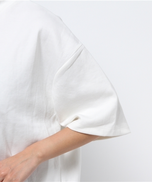 MOUSSY（マウジー）の「LOOSE NECK TOPS（Tシャツ/カットソー・レディース・オフホワイト/トップグレー/ライトブルー・FREE）」の4枚目の写真