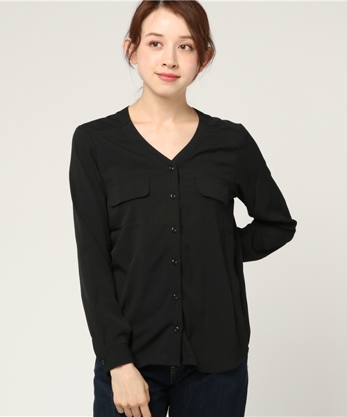 Honeys（ハニーズ）の「Ｖネックブラウス（シャツ/ブラウス・レディース・ブラック/ホワイト系その他/オフホワイト/ホワイト系その他2/ベージュ・L/M）」の4枚目の写真