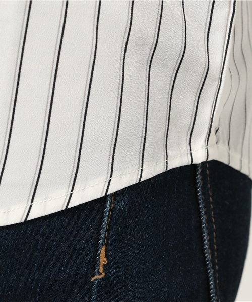 Honeys（ハニーズ）の「Ｖネックブラウス（シャツ/ブラウス・レディース・ブラック/ホワイト系その他/オフホワイト/ホワイト系その他2/ベージュ・L/M）」の13枚目の写真