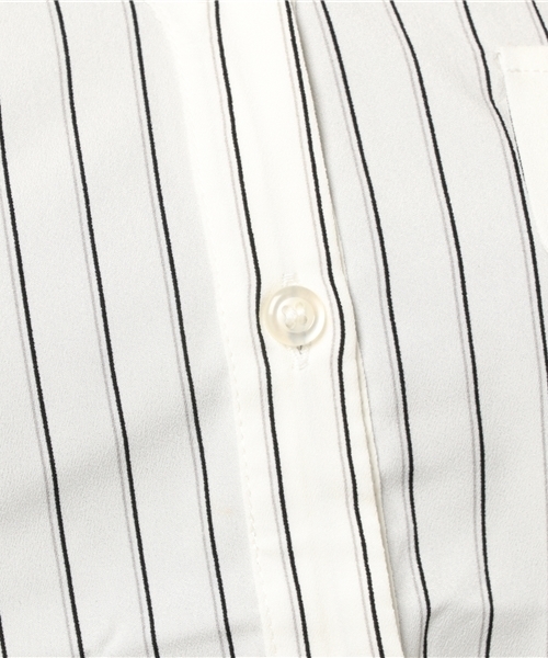 Honeys（ハニーズ）の「Ｖネックブラウス（シャツ/ブラウス・レディース・ブラック/ホワイト系その他/オフホワイト/ホワイト系その他2/ベージュ・L/M）」の14枚目の写真