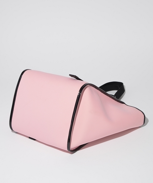 SOLPRESA（ソルプレーサ）の「ボンディングトートバッグ（トートバッグ・レディース・ベージュ/グレー/ピンク/ブラック・ONE SIZE）」の10枚目の写真