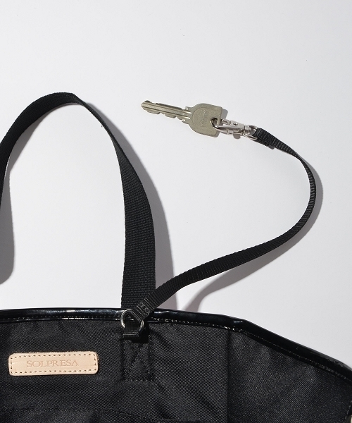 SOLPRESA（ソルプレーサ）の「ボンディングトートバッグ（トートバッグ・レディース・ベージュ/グレー/ピンク/ブラック・ONE SIZE）」の11枚目の写真