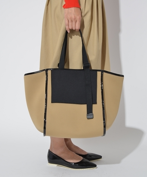 SOLPRESA（ソルプレーサ）の「ボンディングトートバッグ（トートバッグ・レディース・ベージュ/グレー/ピンク/ブラック・ONE SIZE）」の19枚目の写真