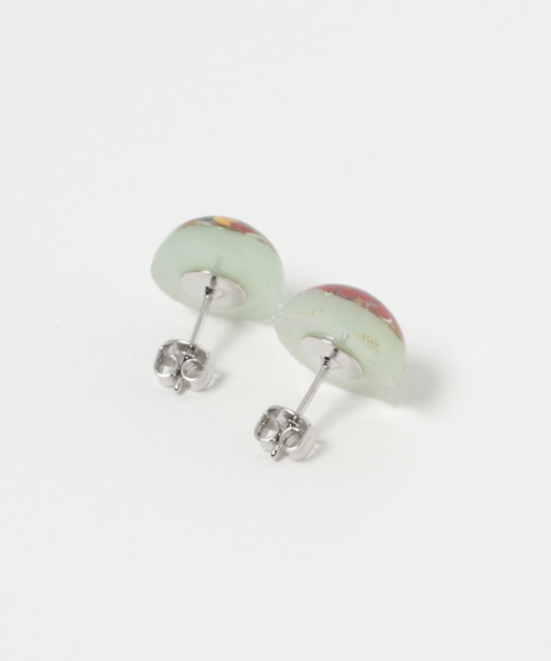 TONE SELECT GOODS（トーンセレクトグッズ）の「【rurururu】まんまるピアスM（ピアス（両耳用）・レディース・レッド/ピンク/グリーン/ラメ・FREE）」の6枚目の写真