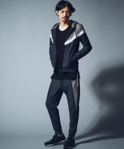 5351 POUR LES HOMMES(ゴーサンゴーイチプールオム)の「ハイテンション裏毛パンツ(その他パンツ・メンズ・ブルー/ブラック/ホワイト×ブラック・44/46/48)」の14枚目の写真