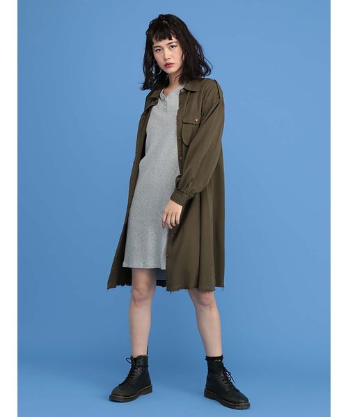 jouetie（ジュエティ）の「ミリタリーシャツワンピース（ワンピース・レディース・ブラック/ベージュ/カーキ・MEDIUM）」の11枚目の写真