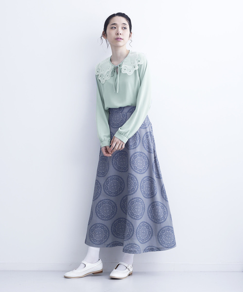 merlot plus(メルロープリュス)の「パンチングオーガンジー襟付きブラウス6490(シャツ/ブラウス・レディース・ミント/ブラック/アイボリー・FREE)」の12枚目の写真